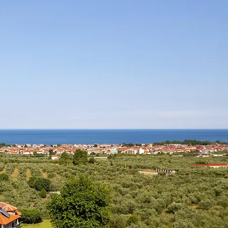 Zeusplace Sunny Villa Leptokaryá